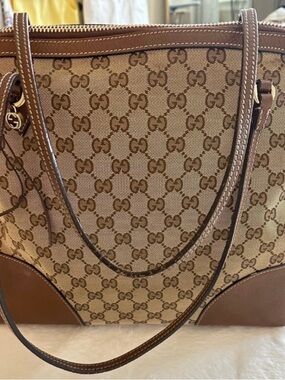 Gucci Bree Monogram Canvas Tote Bag 💼